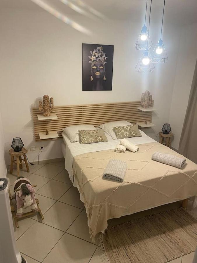 Appartement Proche Gare Tgv Nîmes Exteriör bild